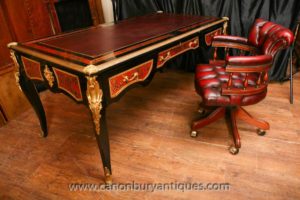 Boulle书桌官员与队长椅子的平台写的桌