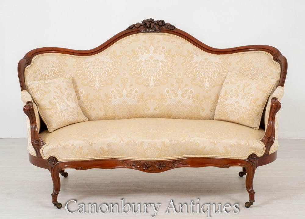 维多利亚女王时代的桃花心木-古董雕刻沙发1870
