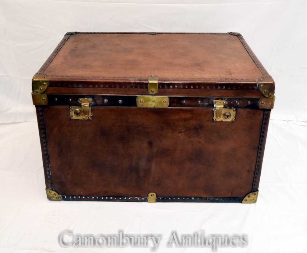 复古皮革行李箱-蒸箱咖啡桌盒