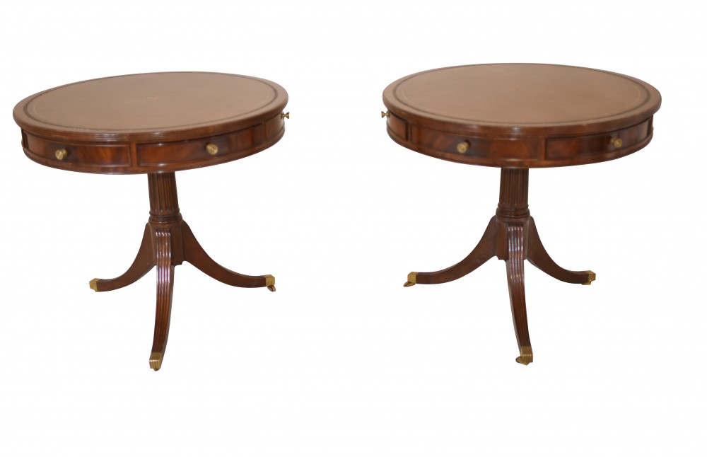 维多利亚时代的鼓桌一对桃花心木边桌